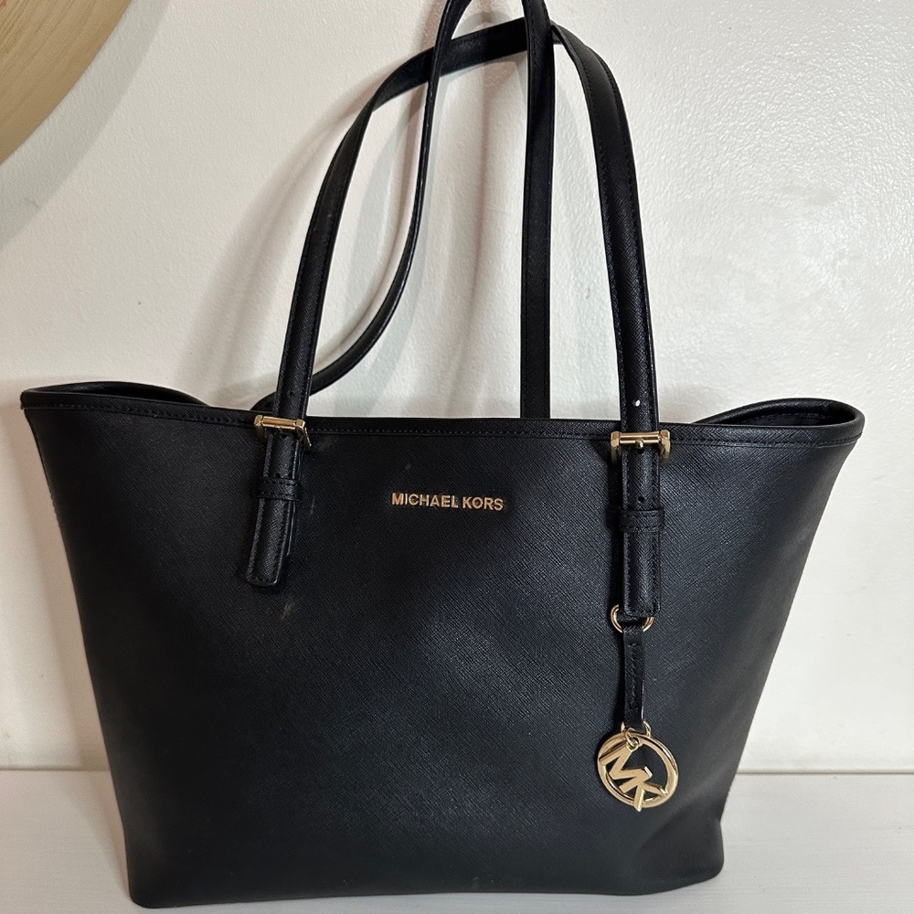 Michael Kors Jet Set Travel Large Saffiano Leather Tote Bag Purse